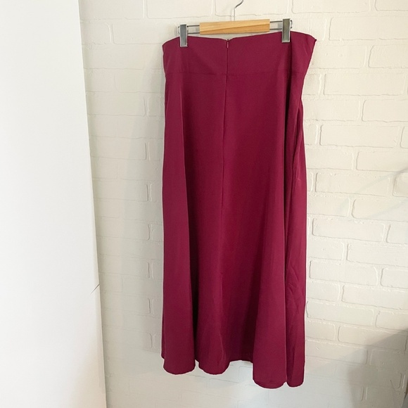 Stunning Maxi Skirt Burgundy Dark red Flowy Lightweight Pleated Belted Bow XXL - Picture 12 of 14